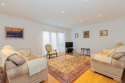 5 bedroom detached house for sale, Auckland Close, Maidenhead SL6