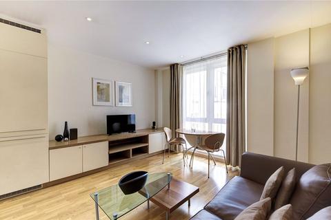 Studio to rent, Hosier Lane, London, EC1A