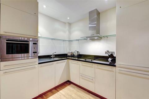 Studio to rent, Hosier Lane, London, EC1A