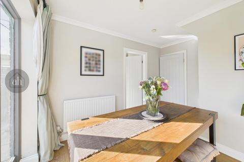 3 bedroom detached house for sale, Mayfield Way, Mendlesham,