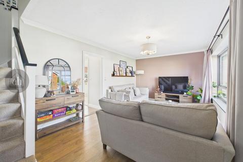 3 bedroom detached house for sale, Mayfield Way, Mendlesham,