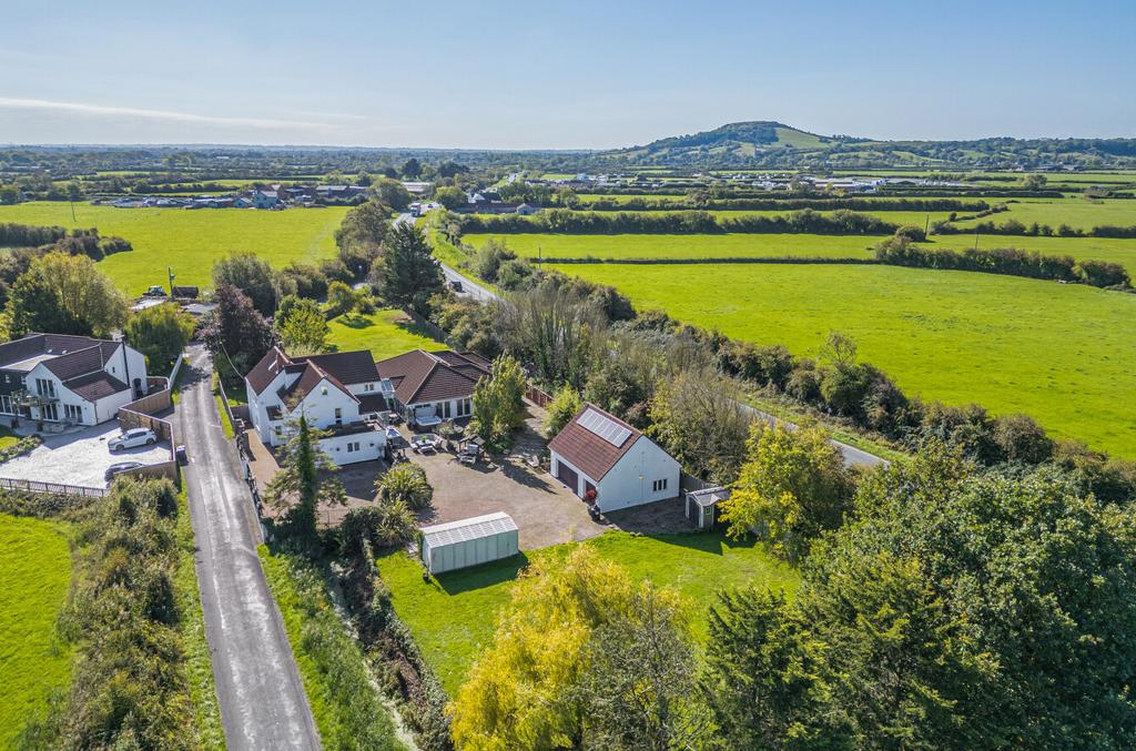 1353311-11-68d6db...