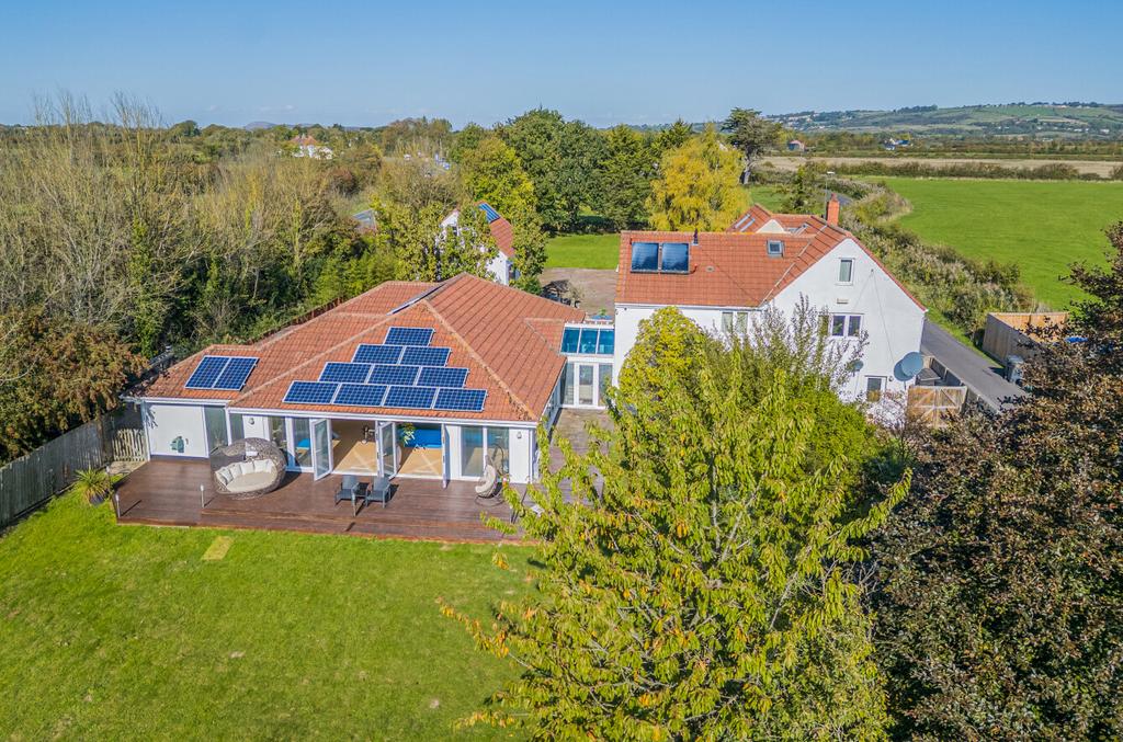 1353311-8-68d6dad...