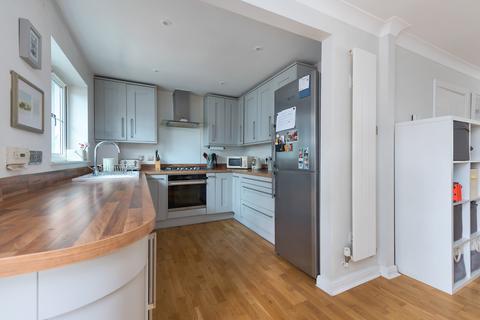 3 bedroom detached house for sale, Corfe Way, Farnborough, GU14