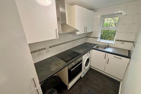 undefined, Wrights Close, Dagenham, RM10