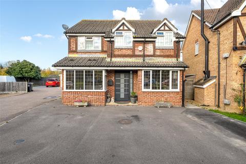 Grasslands, Horley RH6