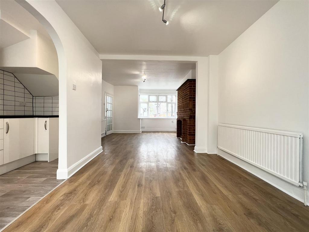 Living/Dining Room