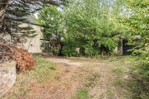 undefined, Row Beech Cottages, Watling Street, Dunstable, LU6