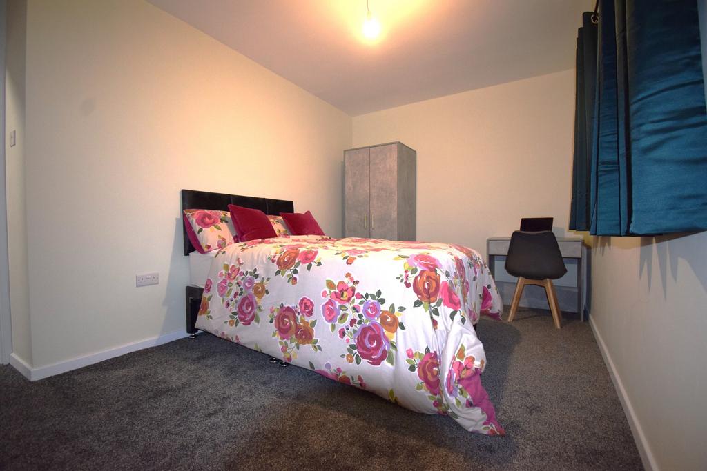 BEdroom 3 (1).JPG