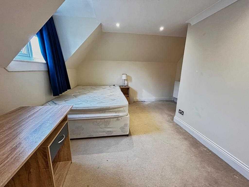 Bedroom One (Alt