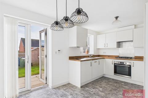 undefined, Ashlar Drive, Eastfield, Scarborough