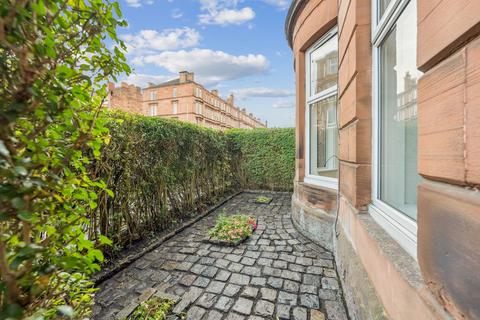 57 Minard Road, Flat 0/1, Shawlands, Glasgow, G41 2EH