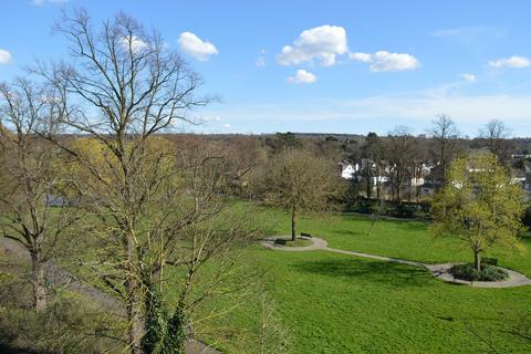 undefined, South Street, Epsom, Surrey, KT18