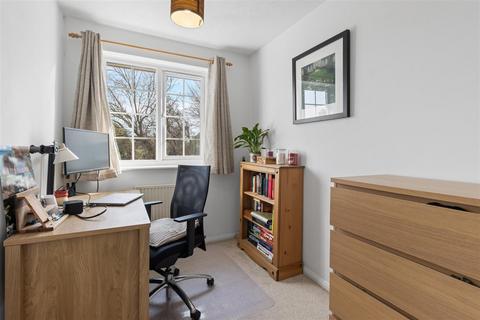 3 bedroom semi-detached house for sale, Carpenters Way, Hailsham