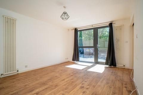 2 bedroom flat to rent, East Pilton Farm Rigg, Fettes EH5