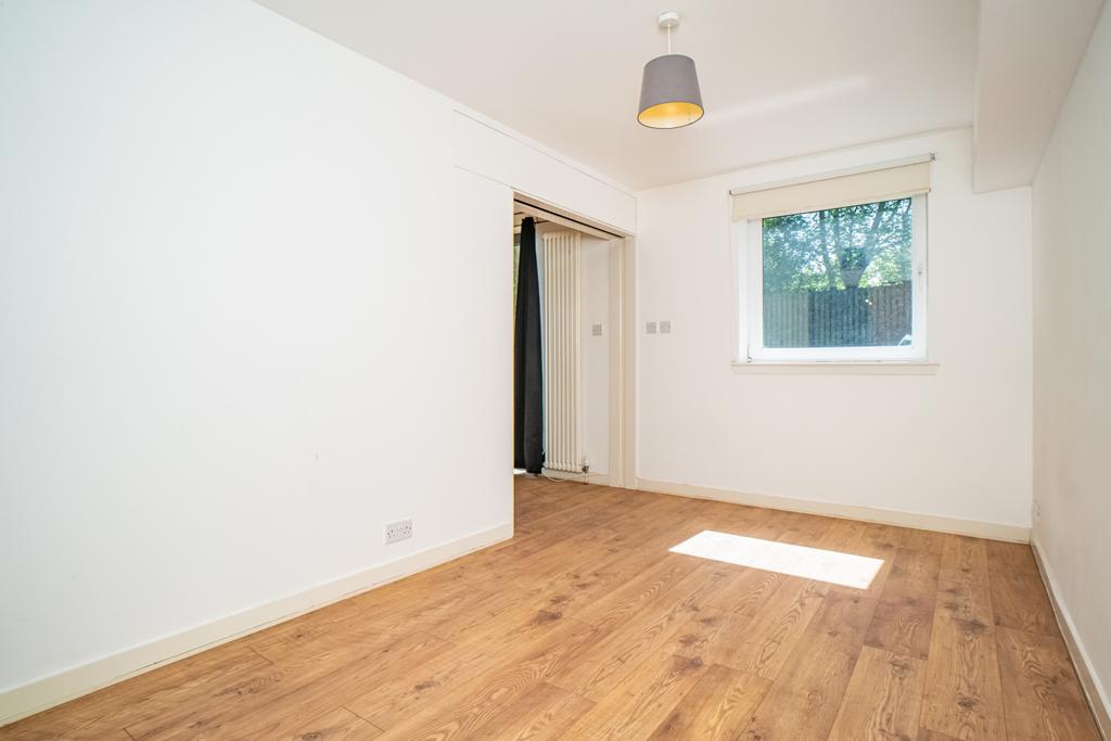 Bedroom2 3