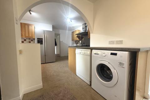 5 bedroom detached house to rent, Hazel Gardens, Oxfordshire RG4