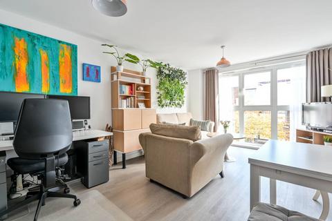 undefined, Constitution Hill, Woking, GU22