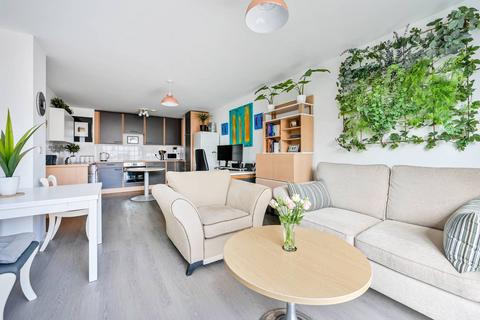 undefined, Constitution Hill, Woking, GU22
