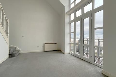 undefined, Russell Quay, West Street , DA11 0BP