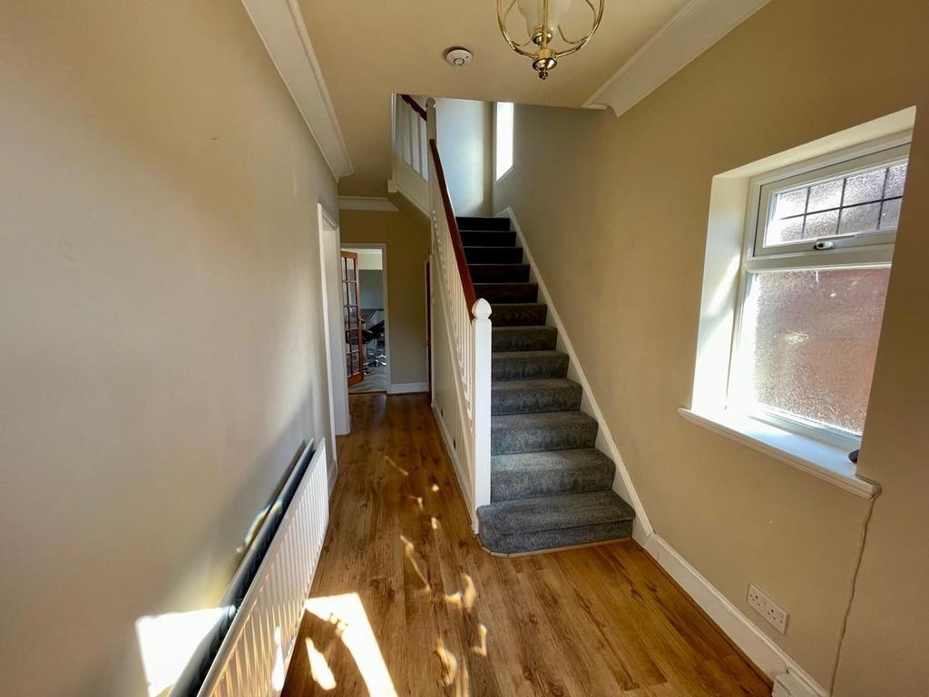 Hallway.jpg
