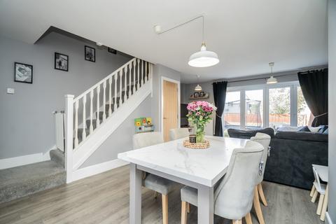 undefined, Mead Crescent, Redhouse Park, Milton Keynes, MK14