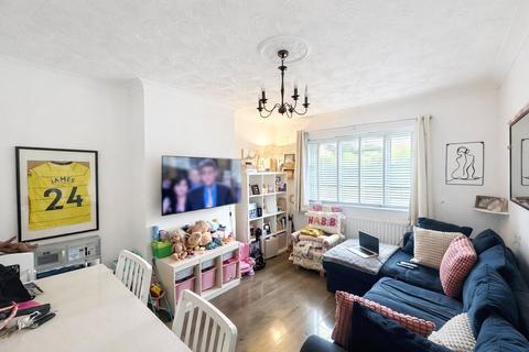 2 bedroom maisonette for sale, Sibthorpe Road, London, SE12