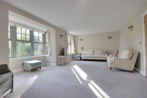 undefined, Admiral Place, Winkton, Christchurch