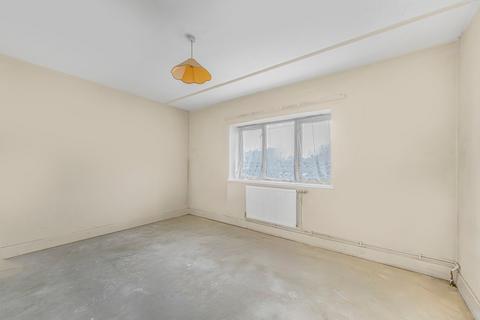 2 bedroom maisonette for sale, Ecclesbourne Road, Islington, London
