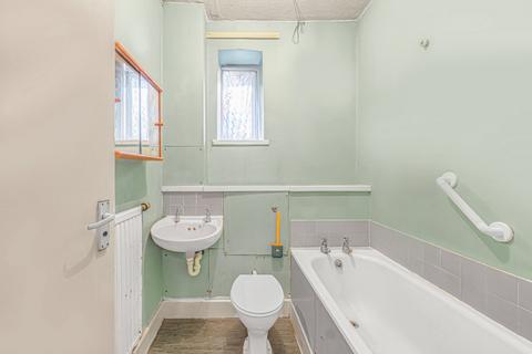 2 bedroom maisonette for sale, Ecclesbourne Road, Islington, London