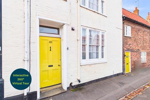 3 bedroom terraced house for sale, Whitecross Street, North Lincolnshire DN18