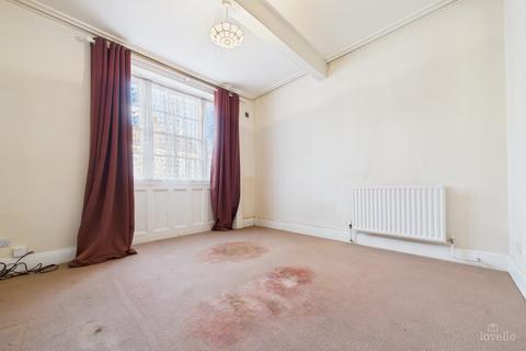3 bedroom terraced house for sale, Whitecross Street, North Lincolnshire DN18