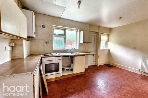 12 Frinton Road, Nottingham, NG8 6GZ