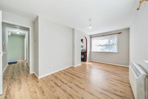 1 bedroom flat for sale, Henry Doulton Drive, London, SW17