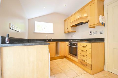 undefined, Totteridge Village, Totteridge, London, N20
