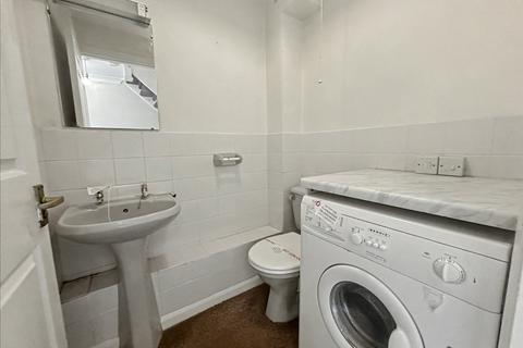 2 bedroom retirement property for sale, Candleford Gate, Tower Close, Liphook, Hampshire