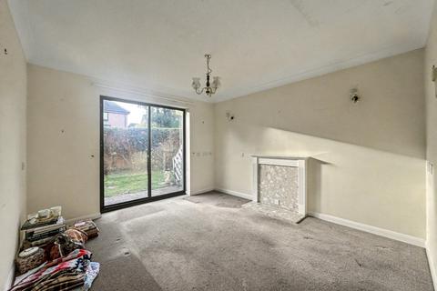 2 bedroom retirement property for sale, Candleford Gate, Tower Close, Liphook, Hampshire