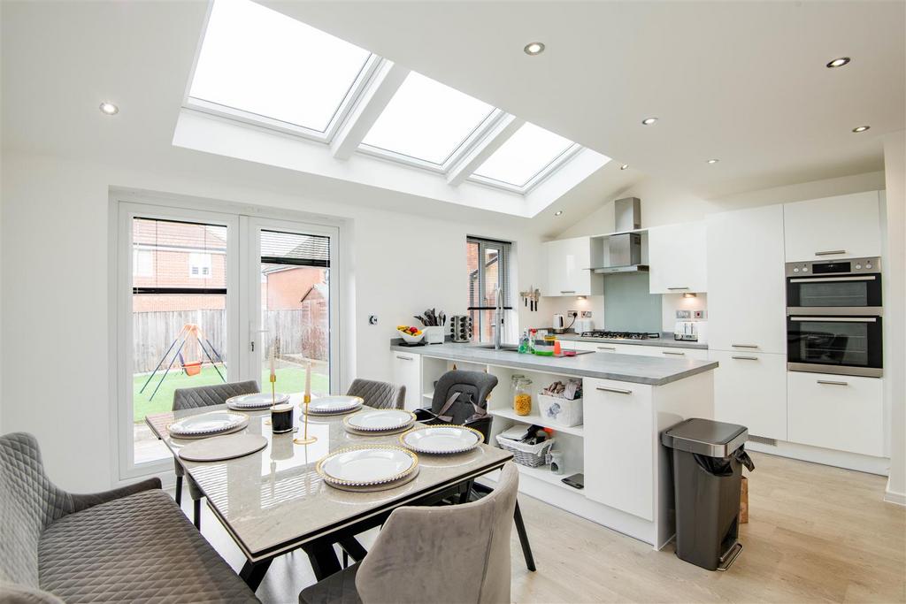 Kitchen / Diner