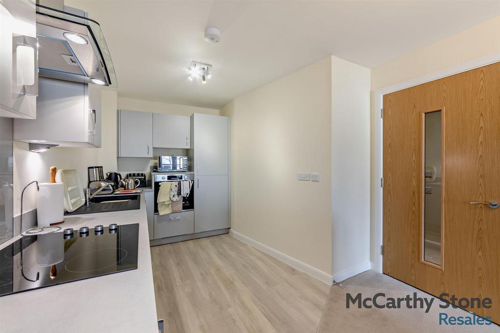 8666968-interior07-800.jpg