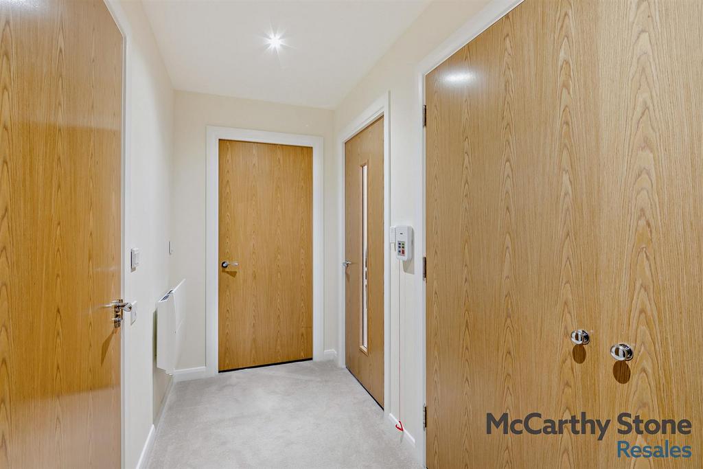 8666968-interior13-800.jpg