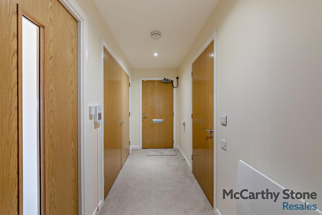 8666968-interior14-800.jpg