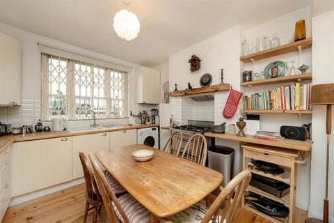 3 bedroom terraced house for sale, Herbert Street, London NW5