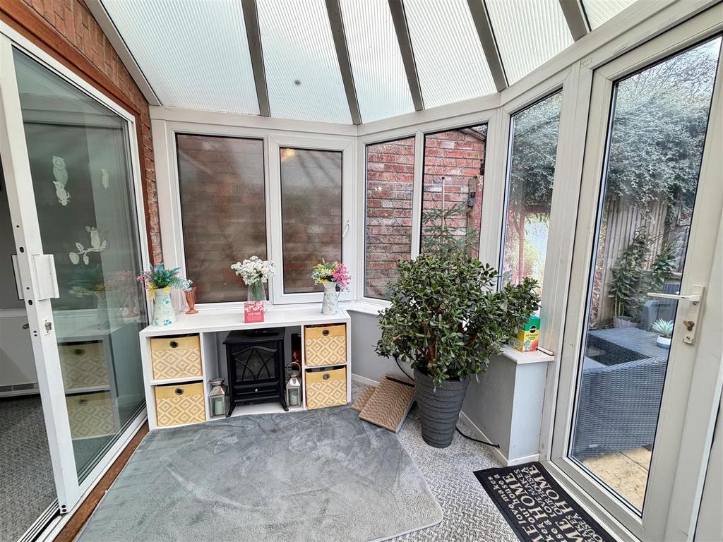 Sunroom.jpg