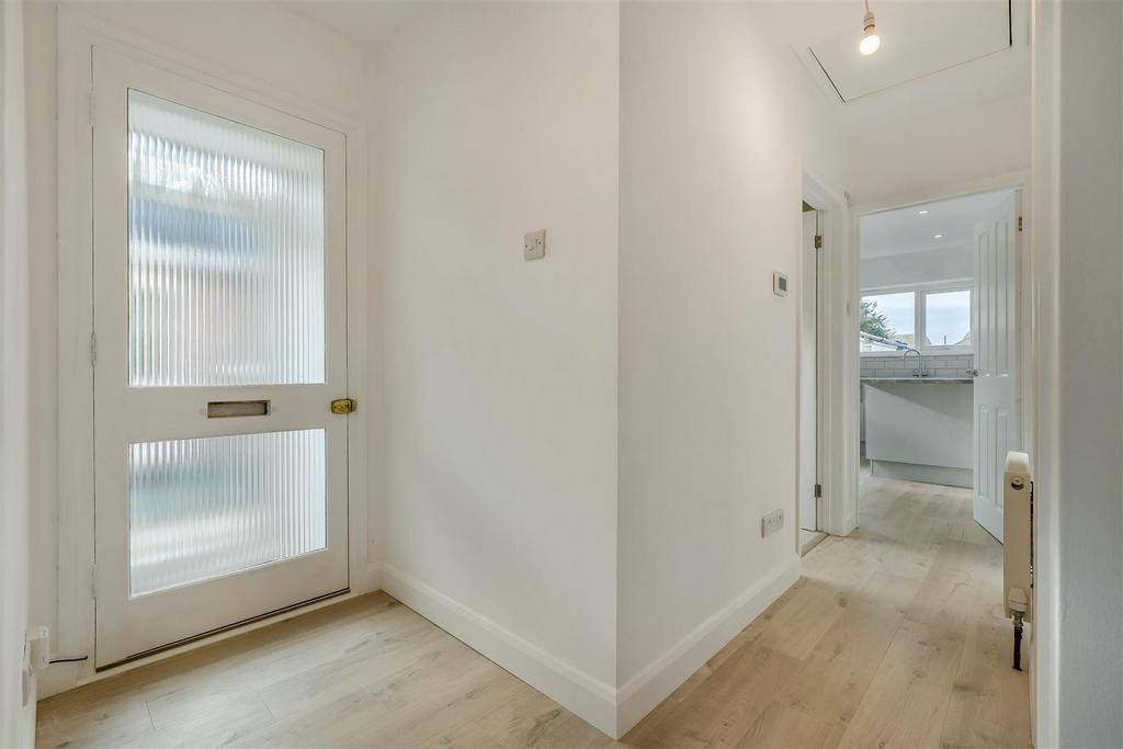8669140-interior05.jpg