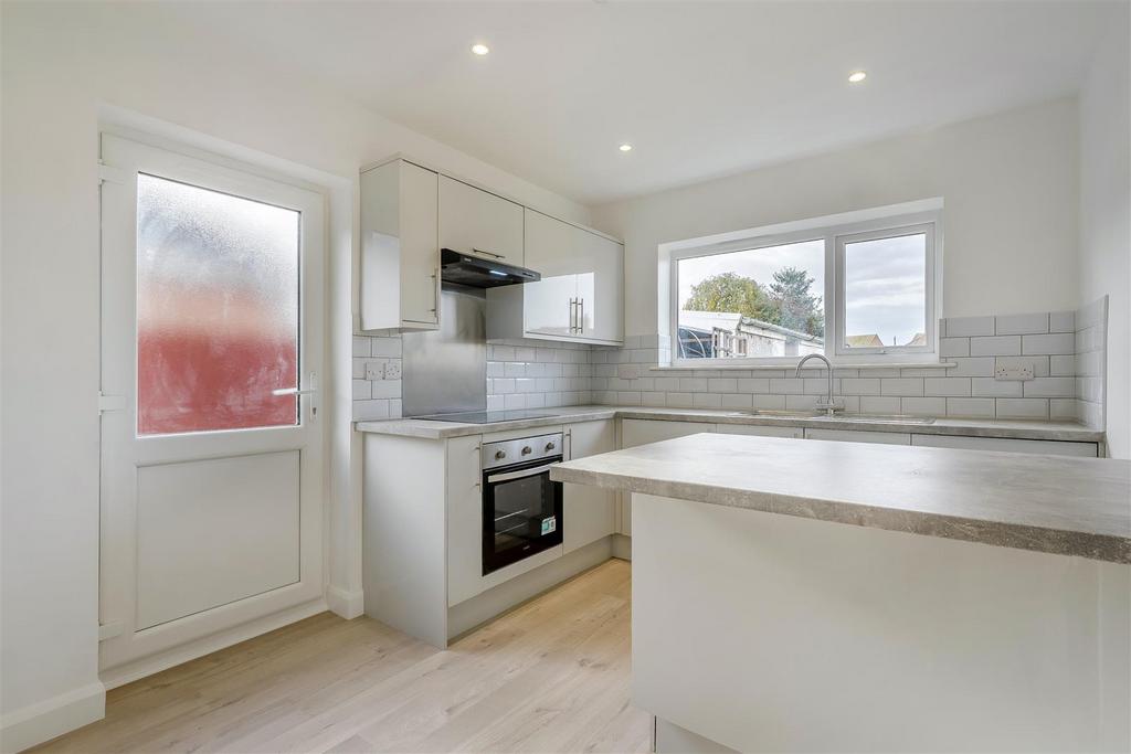 8669140-interior09.jpg