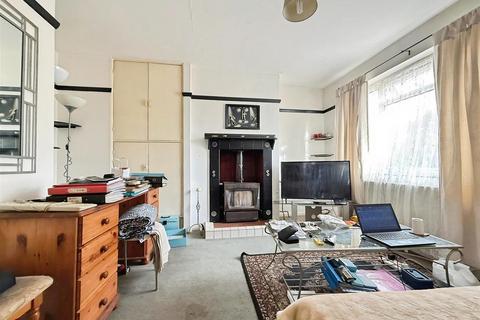1 bedroom maisonette for sale, Prince Charles Avenue, Sittingbourne