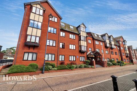 2 bedroom flat for sale, St Georges Court, Great Yarmouth