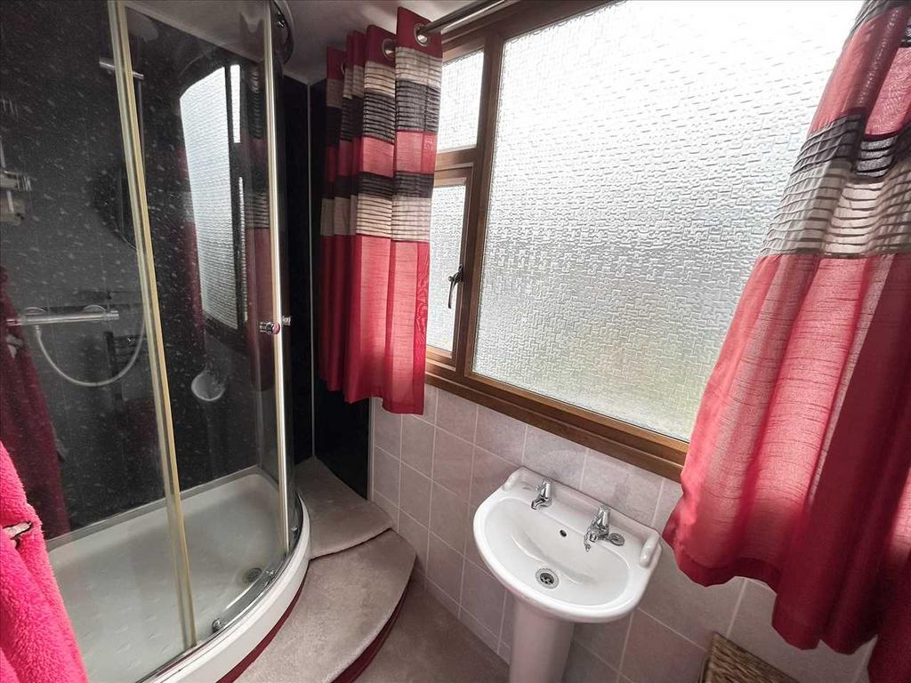 En suite shower room