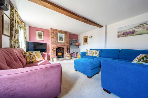 undefined, Lineage Court, Burford, WR15