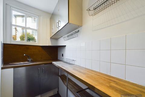 1 bedroom apartment for sale, Surbiton Crescent, Kingston upon Thames KT1